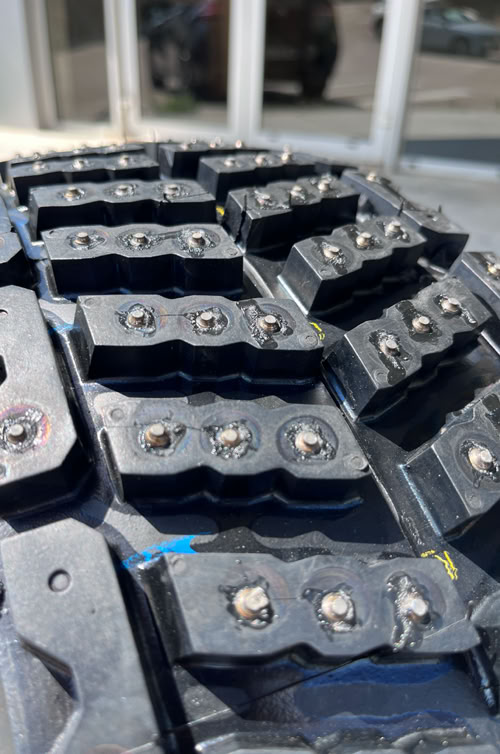 Equipped with best grip injected and bonded racing studs