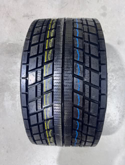 — 295/30R20 — Design MS Snow 304 672 studs glued / tire Protrusion of 2.5mm Ø without studs 700mm